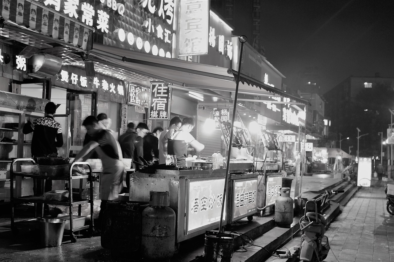 武汉夜晚兼职，探索城市夜生活的另类体验